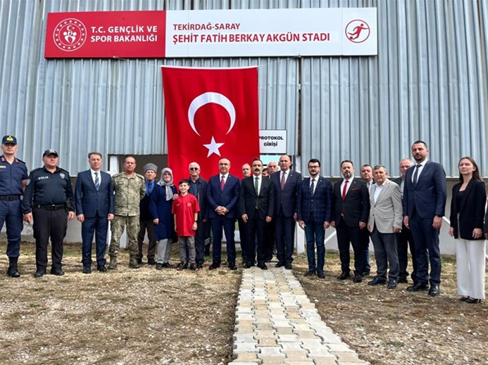 SARAY İLÇEMİZİN STADI YENİ İSMİYLE  ‘’ ŞEHİT FATİH BERKAY AKGÜN’’ OLDU.